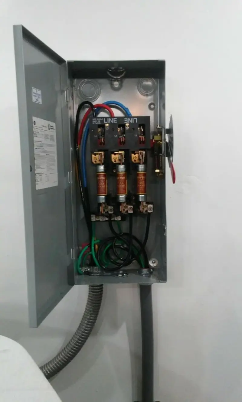 Three-phase disconnect switch installed for Electrical Wiring & Rewiring in Elwood
